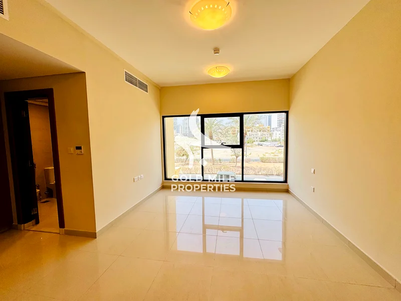 جديد بالكامل | موقع متميز | تخطيط واسع63788236339075111