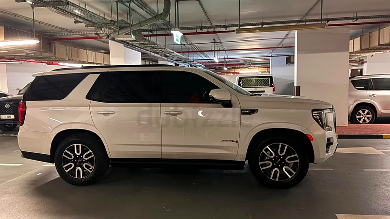 GMC YUKON AT4 6.2L V8 2023 with warranty until 2027, PPF, and ceramic coating purchased in March 202463490630968321112