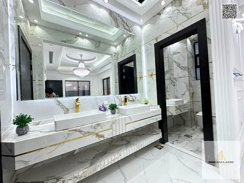 Luxury villa in Al Helio 2, 3014 sq ft | 2 floors + roof | 6 master bedrooms and a maid's room, at an attractive price63899766588674113
