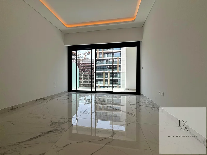 MULTIPLE UNITS | SPACIOUS | CHILLER FREE63802223426945110