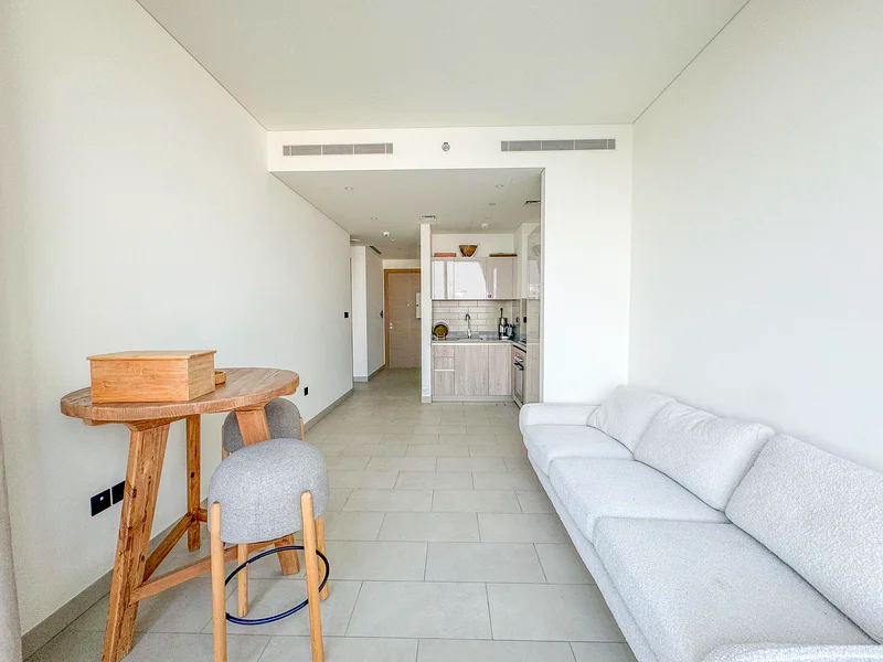 VACANT SOON | 1 BR + STUDY | FULLY FURNISHED63654982985346113