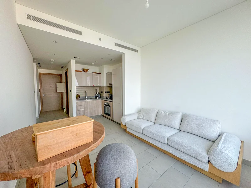 VACANT SOON | 1 BR + STUDY | FULLY FURNISHED63654982985346111