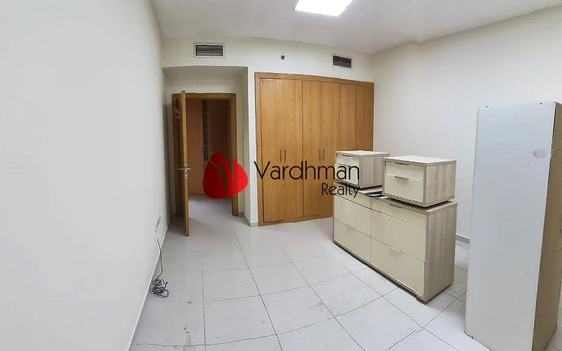 شقة مكونة من غرفة نوم واحدة مُصانة جيدًا | غير مفروشة | موقع متميز63654981957121114