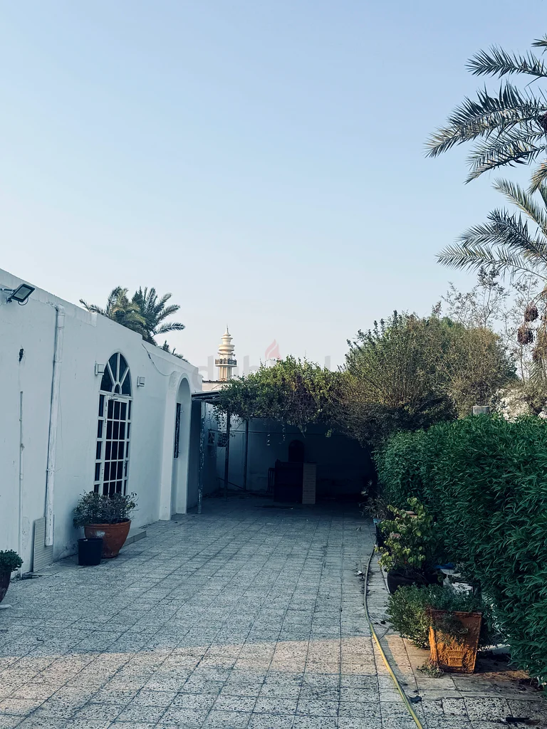 شقة مكونة من غرفتين نوم في فيلا خاصة بمنطقة العابر حلوان بالقرب من مدرسة المواهب البريطانية ومنتزه العابر.63827509533953111