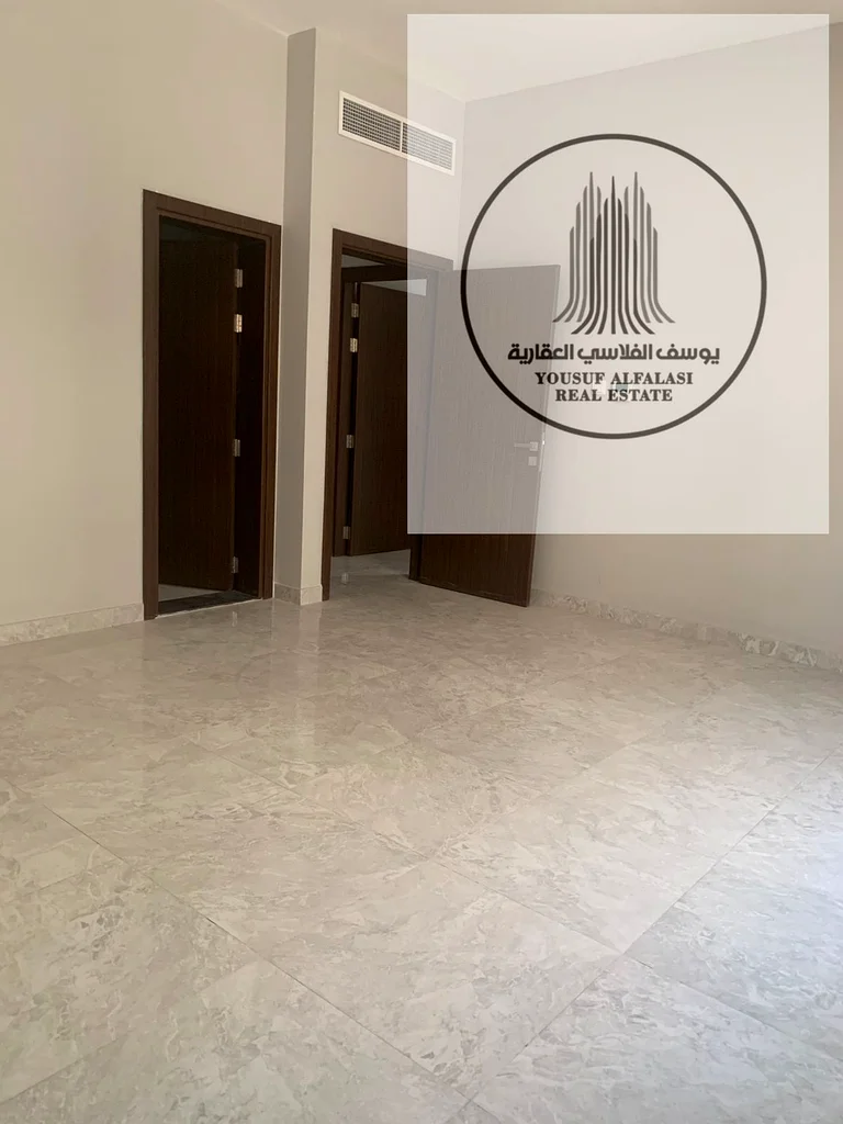 للإيجار في عجمان الروضة 3، غرفتين نوم وصالة، حمامين، سعر 42000 درهم، 4 دفعات63718855468291112