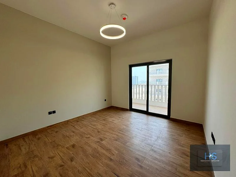2BHK | CLOSE TO METRO | BRAND NEW BUILDING | ZSR63763589036035111