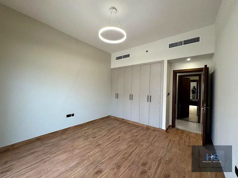 2BHK | CLOSE TO METRO | BRAND NEW BUILDING | ZSR63763589036035110