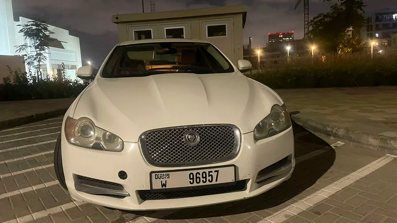 2011 جاكوار XF. جي سي سي. محرك مونستر 5.0 لتر (V8). سجل الخدمة.63491177273987112