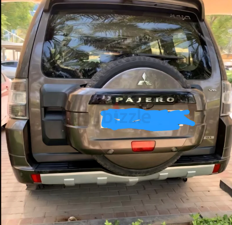 Mitsubishi Pajero 3.5 5 doors full option in perfect condition just buy drive63489132432257112