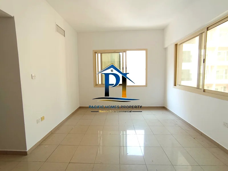Front side of pond park 🏞️ 🏞️ 🏞️ park 2 bhk available gym pool  and all facilities Rent 63k63757853617537113