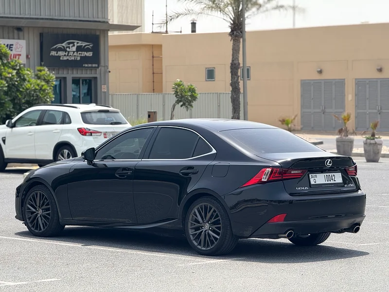 Lexus IS-250 2015 ( Prestige ) Gcc specs .63612074225281113