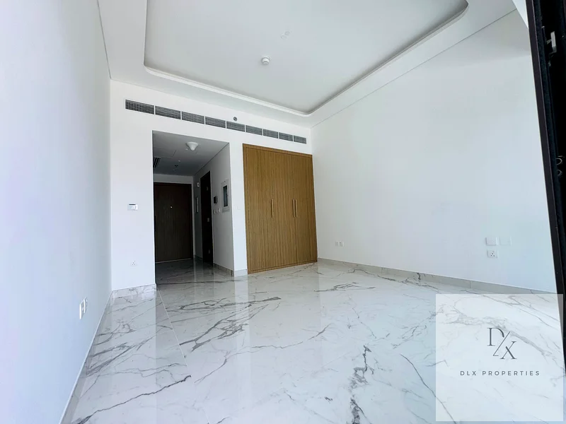 جديد بالكامل | جاهز للانتقال | بدون رسوم تبريد63803428072323113