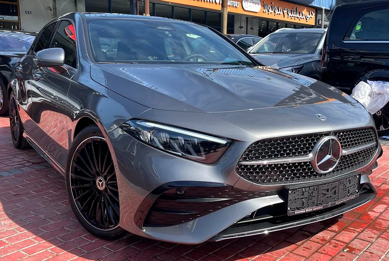 مرسيدس بنز A 200 AMG ضمان 5 سنوات هاتشباك 2025 GCC63488346698241112