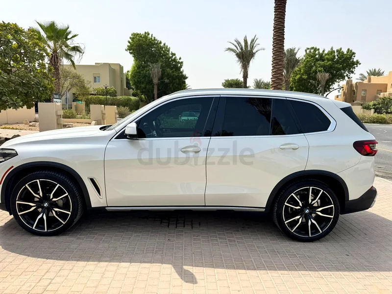 بي إم دبليو X5 S DRIVE 202163484910653441111