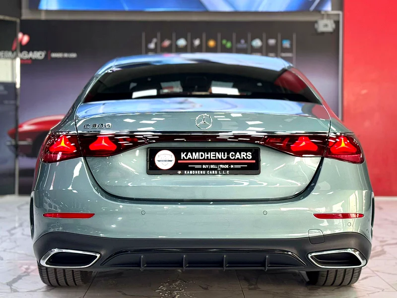 Mercedes-Benz E300 | GCC | Gargash Warranty  Service | AED 4550 P/M | HIGH SPEC63488643910915112