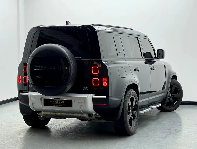 2023 Land Rover Defender 110 SE P400, Land Rover warranty and service contract, agency FSH, GCC63488906664963113