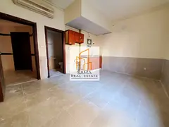 OPEN KITCHEN STUDIO FOR FAMILY IN MUWIALLAH NEAR SAMA AL KHAIR RESTAURANT RENT 17K