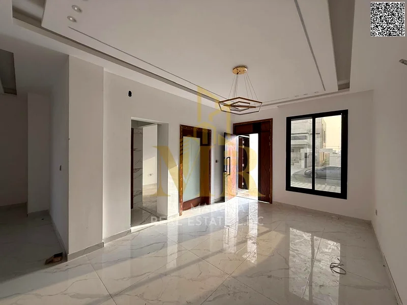 🗝️ Modern designed villa with an area of 1800 square feet - two floors and a roof - 4 master bedrooms - for only 1,200,000 dirhams (negotiable)63893828409857113