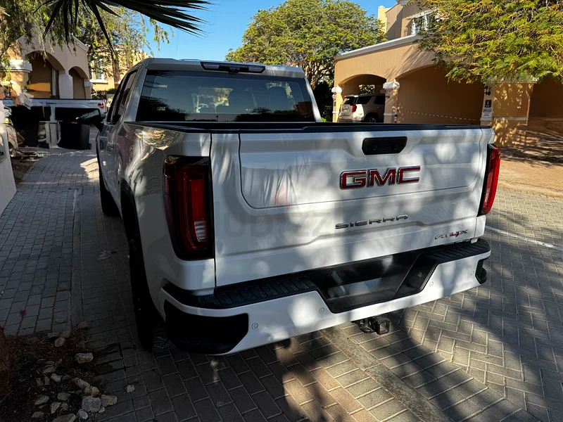 GMC سييرا AT4x - 6.2 لتر - V8 - أبيض63613736096386114