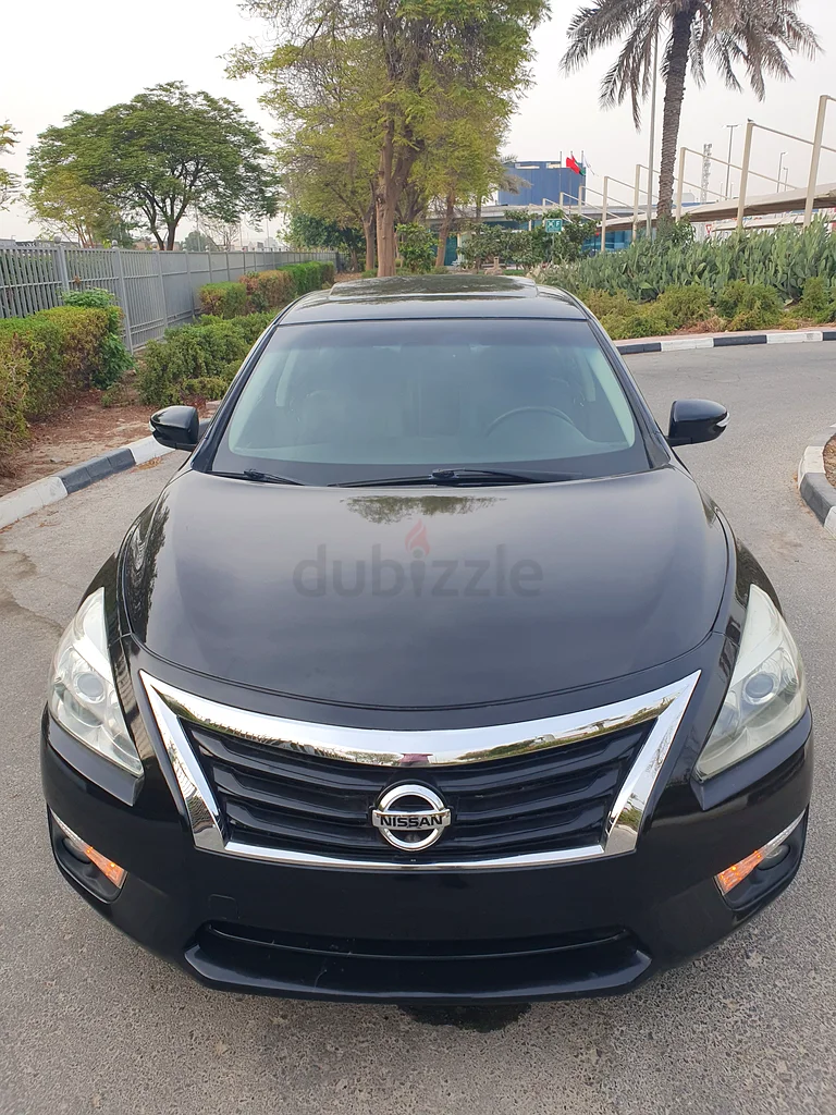 NISSAN ALTIMA 2015 SL FULLY LOADED WITH LOW MILEAGE63613131675138111