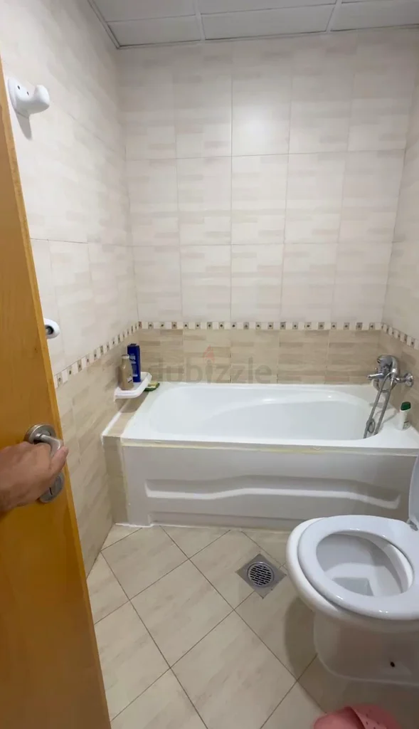 غرفة عائلية بالقرب من محطة مترو القصيص 163797914016770112