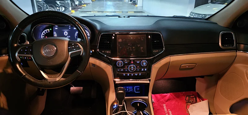 2020 Garnd Cherokee, 85,000KMs, GCC sepcs, asking price 88K AED63612071122178113