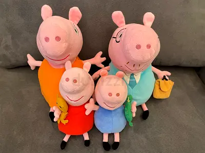 Ty Beanie Peppa Pig Family x 4 Like New