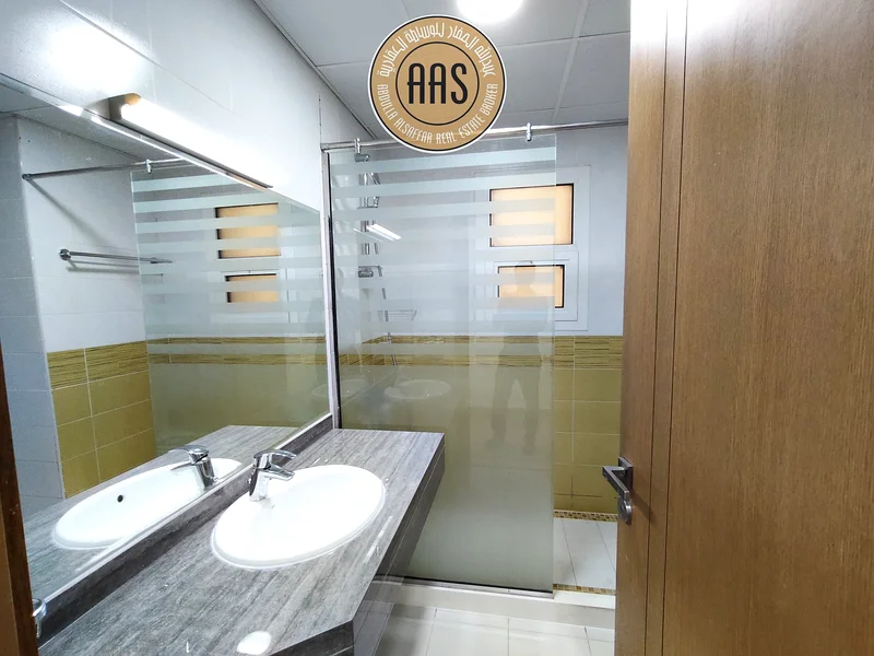 Massive size 2bhk// chiller free  only in 115k63764688423681112
