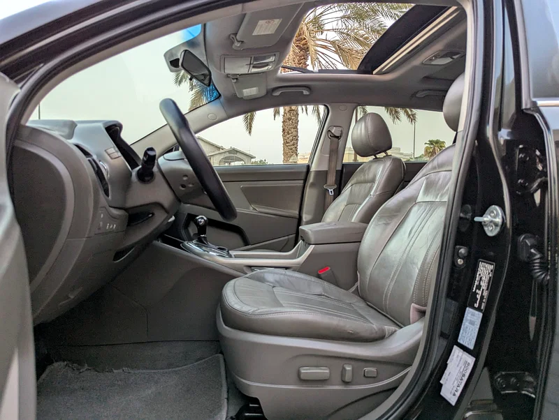 KIA SPORTAGE 2013 AWD FULL OPTION PANORAMIC GCC IN EXCELLENT CONDITION63612078254593112