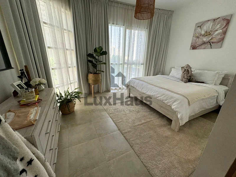 Bright Unit| 2bed + Maids| Lake View| Vacant Soon63654982739330110