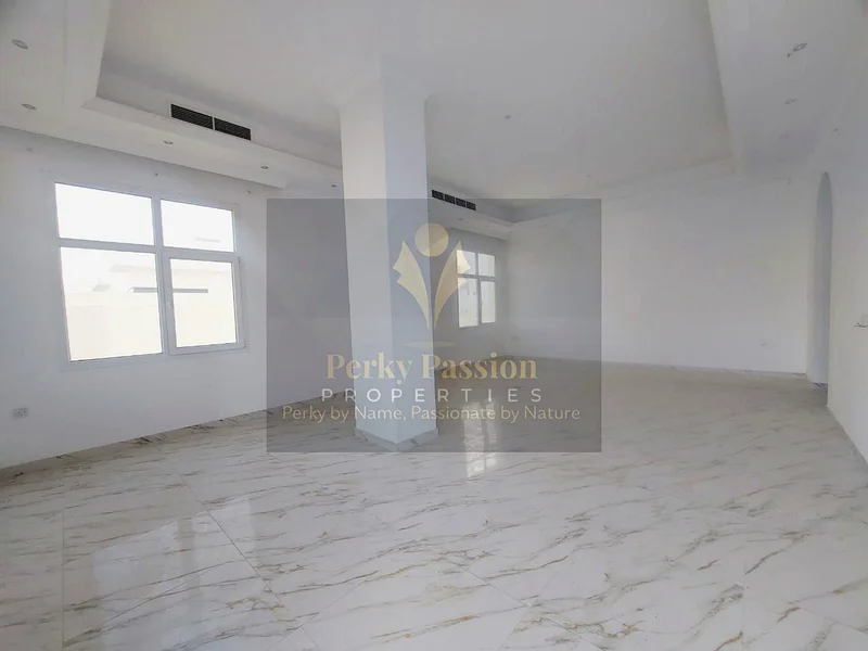 فيلا رائعة مكونة من 5 غرف نوم للإيجار في خوانق 263727388765058112