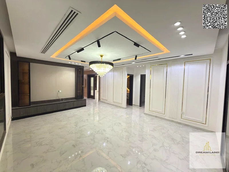 بسعر يشمل رسوم التسجيل ورسوم الملكية - فيلا في الهيلو 2 | 5 غرف ماستر + مجلس وصالة + مسبح | قريبة من الخدمات أ63900283578114113