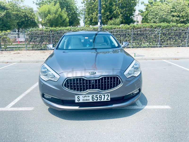 Kia -Quoris63612076562049111