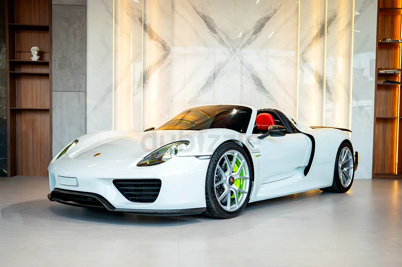 Porsche 918 Spyder | Body Kit Wizzivch – 5,100 KM | Dealer Service History | Iconic Hypercar63612074528001112