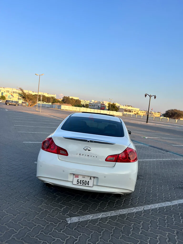 إنفيني G25 بخيار كامل مع تأمين جديد63613736361729113