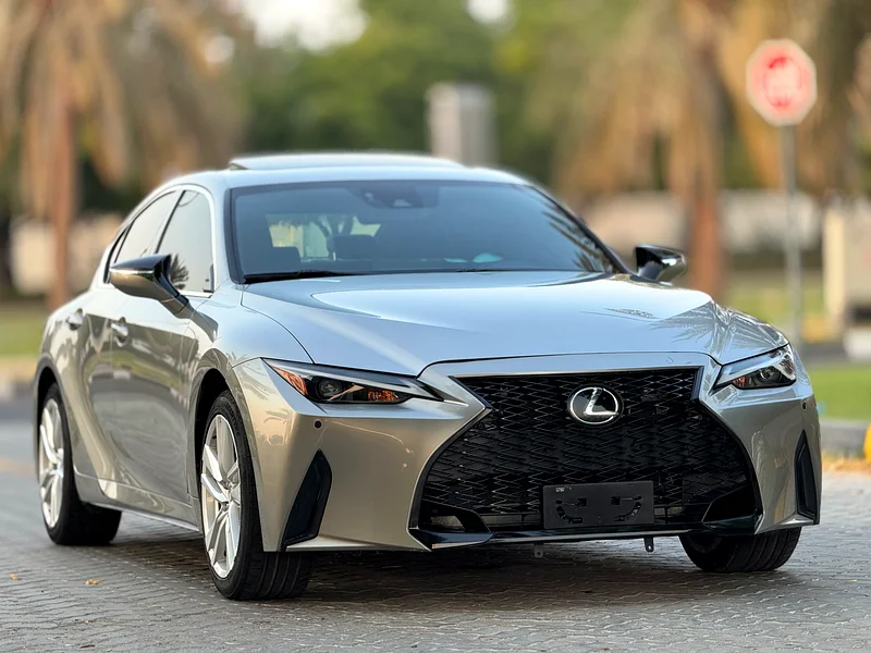 Lexus IS300 V6 3.5L 2021 model imported from America, fully optioned, in excellent condition63612074014211112