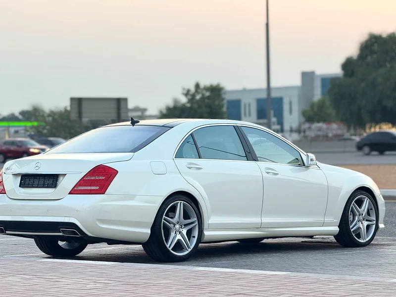 Mercedes-Benz 2011 S500 GCC63613985886466111