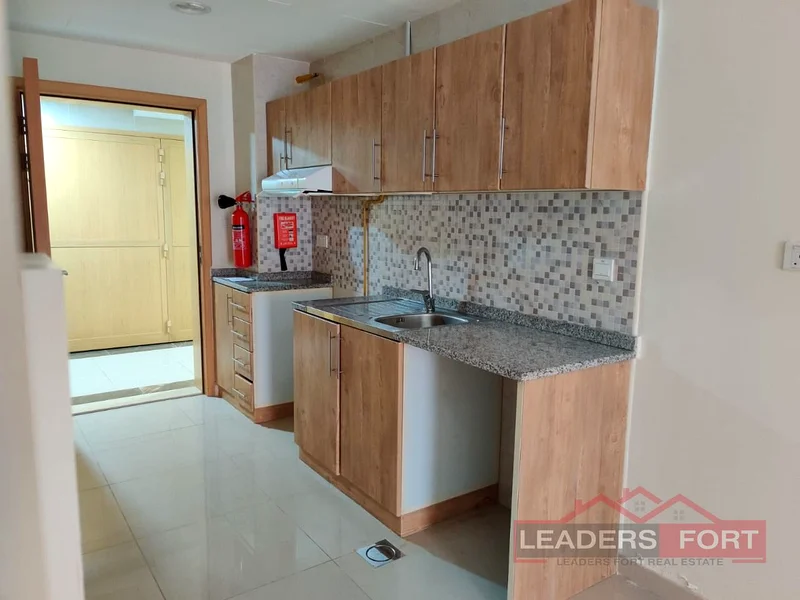 MODERN STUDIO I WITH BALCONY I PRIME LOCATION63779080408961111