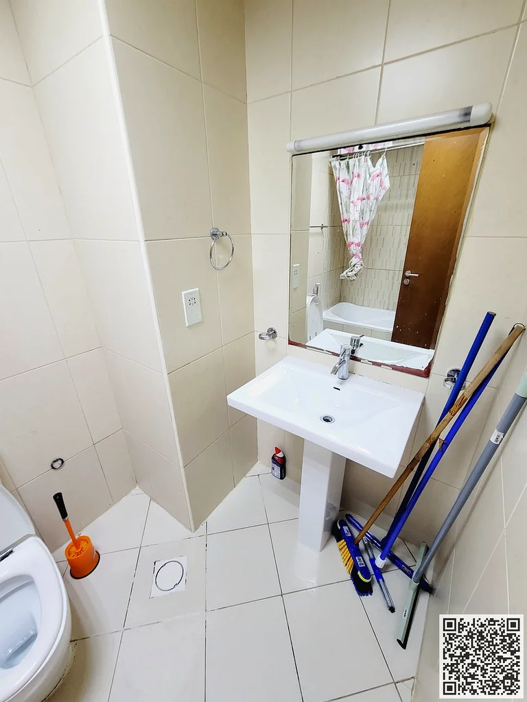 A luxurious studio open view with a semi-detached kitchen, fully furnished, elegant furniture and a fully equipped kitchen with parking and garden63838333285762114