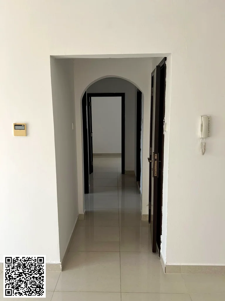 2BHK Apartment for annual rent – 2 baths, central AC, balcony, modern finishing, prime location surrounded by all services.63721053745409112