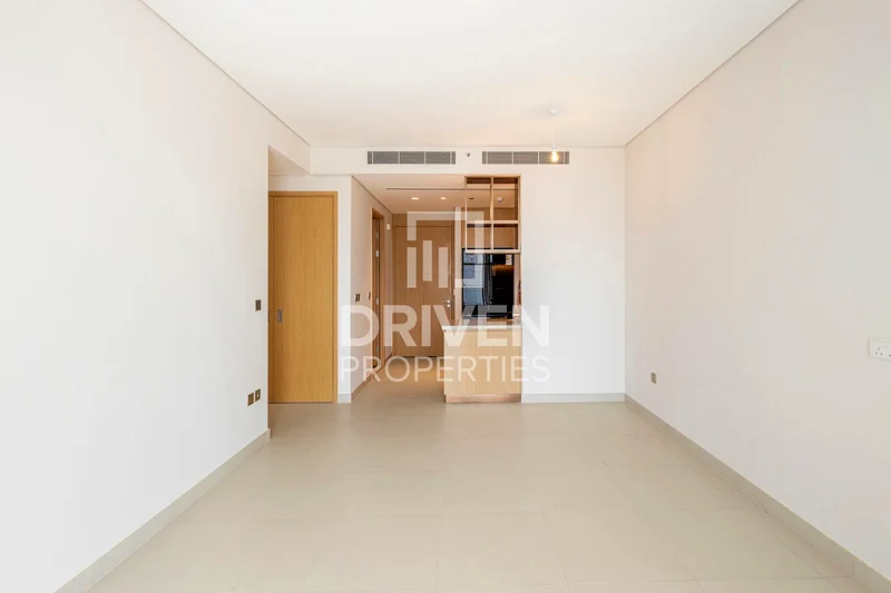 Corner Unit | Burj Views | Sublease Permitted63773052719617113