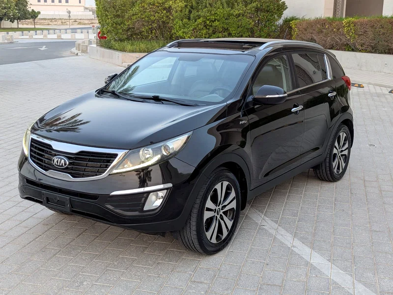 KIA SPORTAGE 2013 AWD FULL OPTION PANORAMIC GCC IN EXCELLENT CONDITION63612078254593111