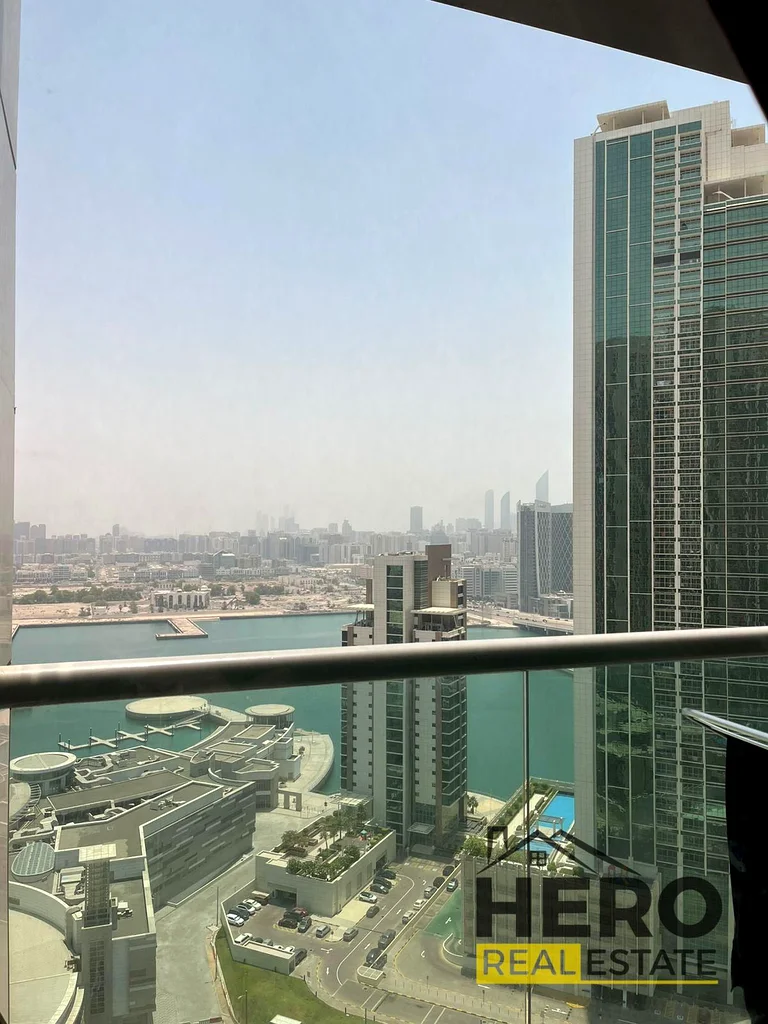 طابق عالي | إطلالة بحرية خلابة | مجتمع راقٍ!63845633440771110