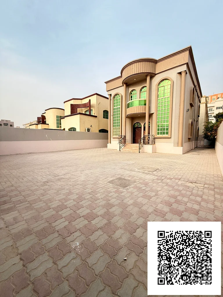 Prime location villa for sell63874251114882110