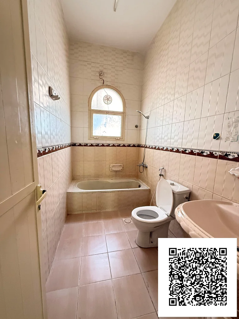 Prime location villa for sell63874251114882114