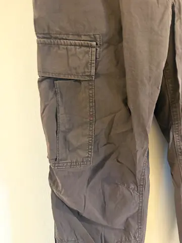 Gap cargo pants