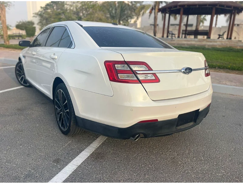 Ford Taurus Imported to America 201963612080810626112