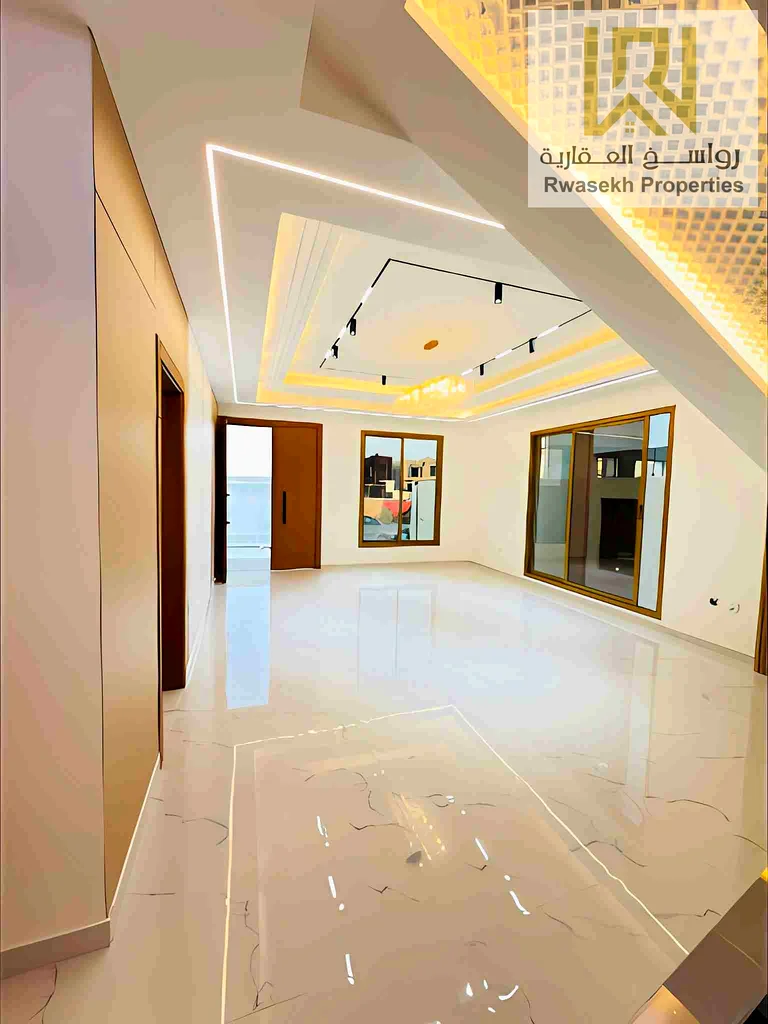 فيلا فاخرة من 3 غرف نوم للاستقلال للبيع63893024269826111