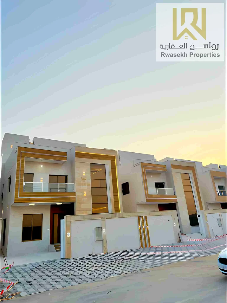 فيلا فاخرة من 3 غرف نوم للاستقلال للبيع63893024269826110