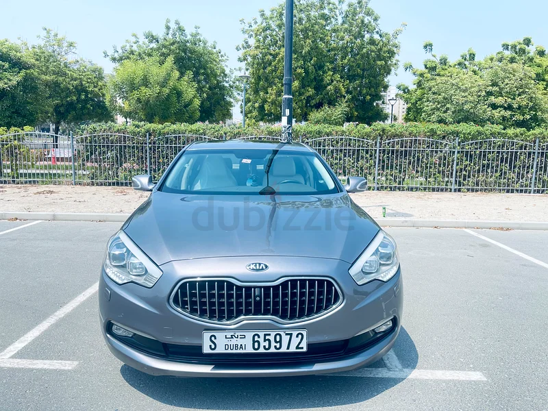 Kia -Quoris63612076562049113